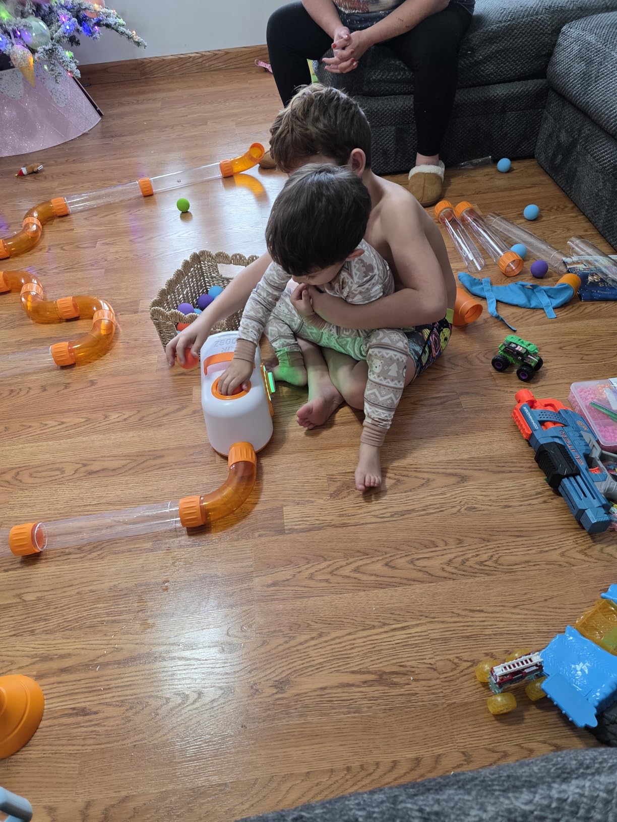 Customer photo of an Air Toobz STEM toy build at home